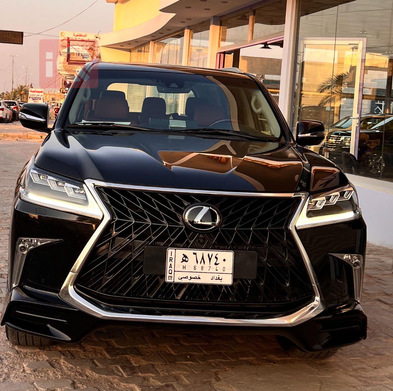 Lexus LX
